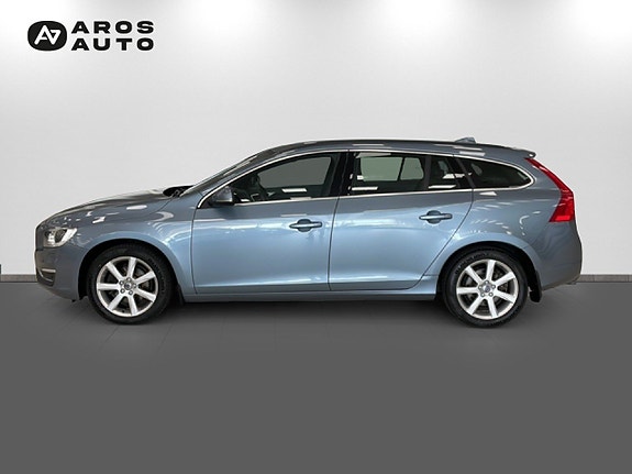 Volvo V60 4 of 5