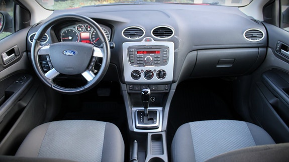 Ford Focus 8 of 10