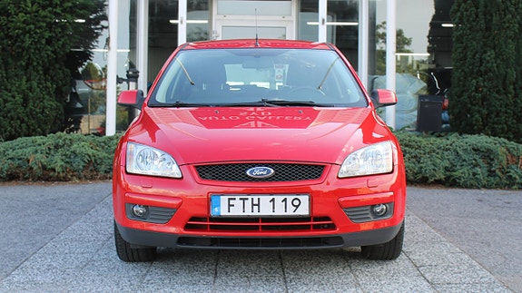 Ford Focus 2 of 5