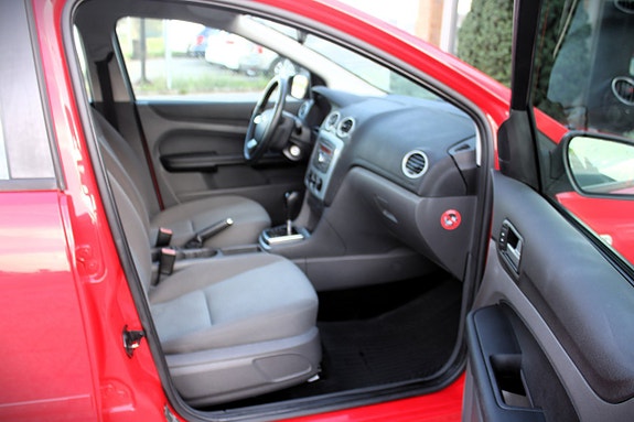 Ford Focus 9 of 10