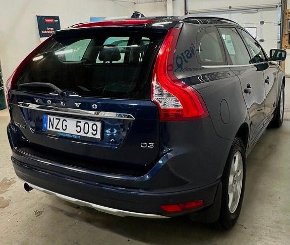 Volvo XC60 5 of 5