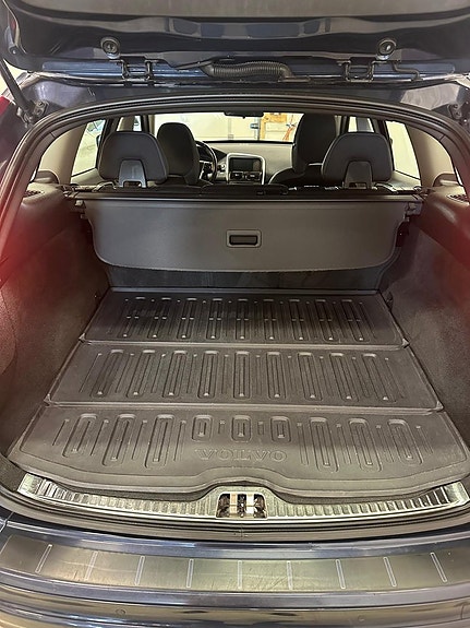 Volvo XC60 17 of 17