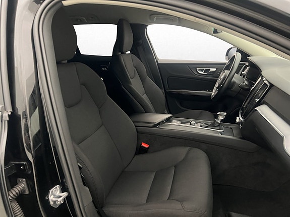 Volvo V60 23 of 30