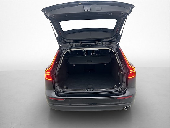 Volvo V60 26 of 30