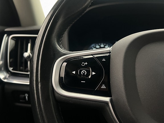 Volvo V60 14 of 30