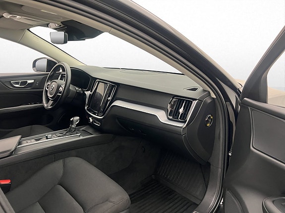 Volvo V60 24 of 30