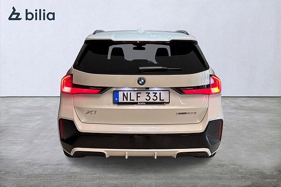 BMW X1 4 of 5