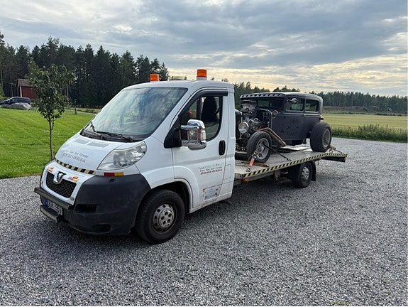 Peugeot Boxer 2 of 5