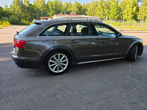 Audi A6 allroad 6 of 11