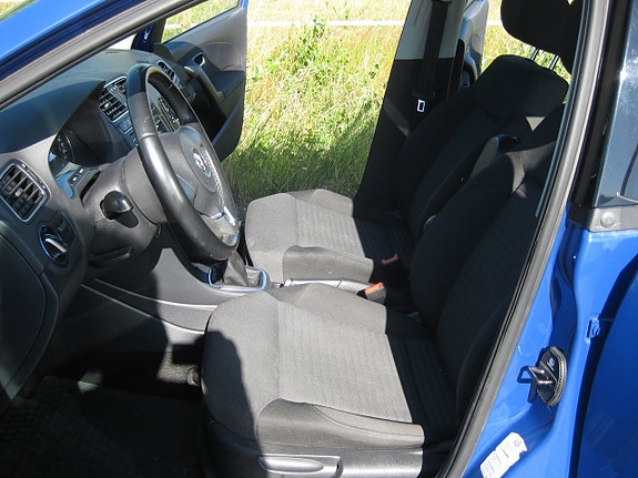 Volkswagen Polo 9 of 15