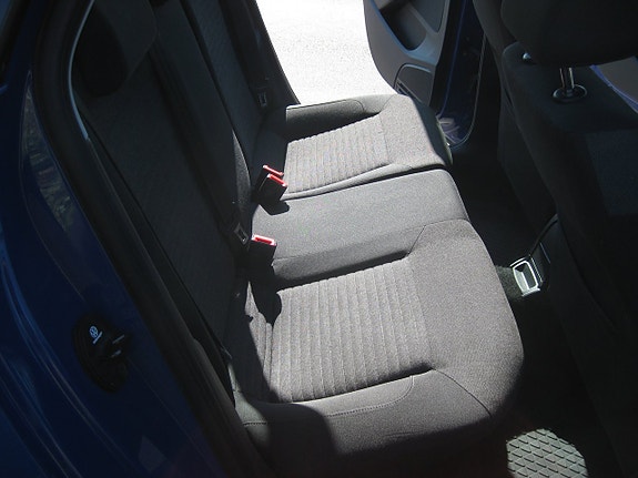 Volkswagen Polo 12 of 15
