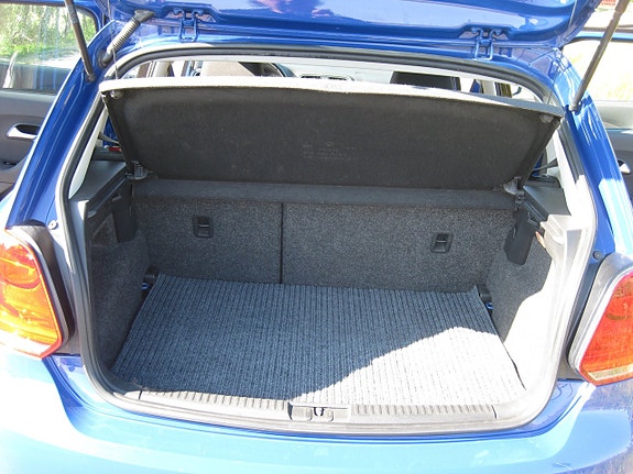 Volkswagen Polo 14 of 15