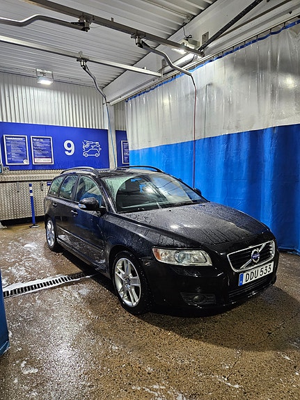 Volvo V50 4 of 9