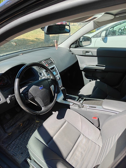 Volvo V50 6 of 9