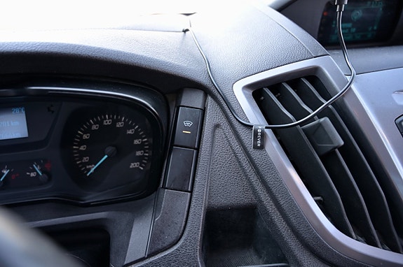 Ford Transit 15 of 15