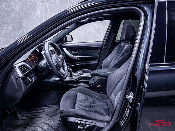 BMW 340i 10 of 28