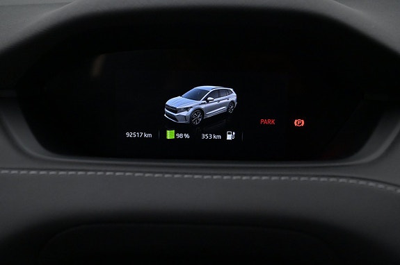 Skoda Enyaq 9 of 27
