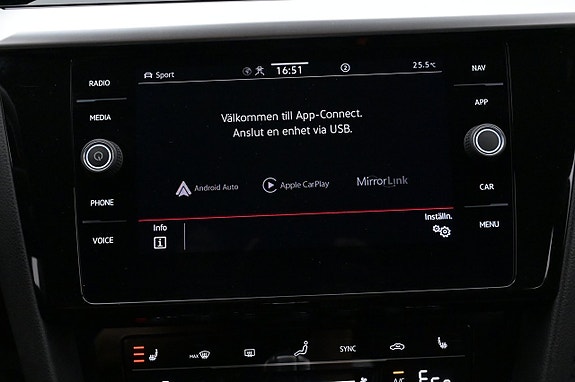 Volkswagen Arteon 16 of 27