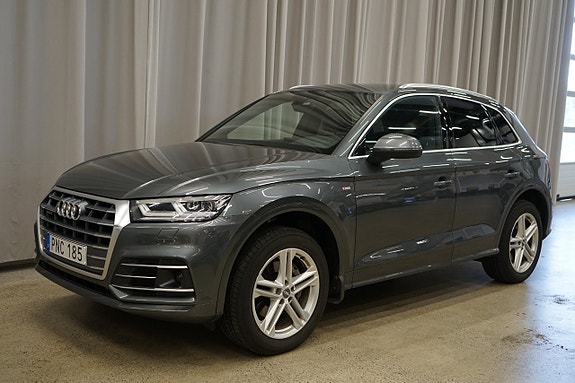 Audi Q5 2 of 5
