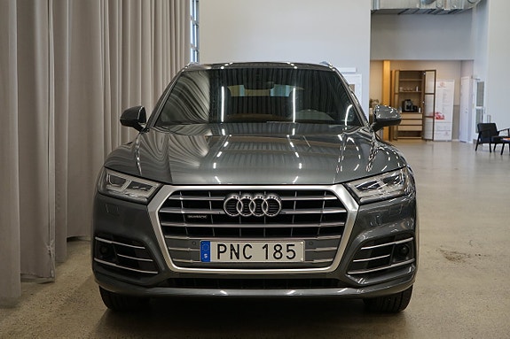Audi Q5 4 of 5
