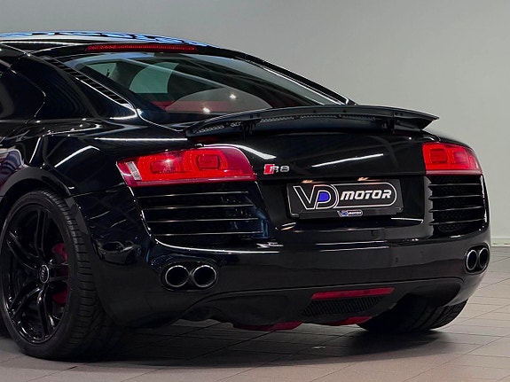 Audi R8 9 of 20
