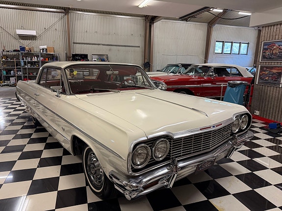 Chevrolet Impala 8 of 21