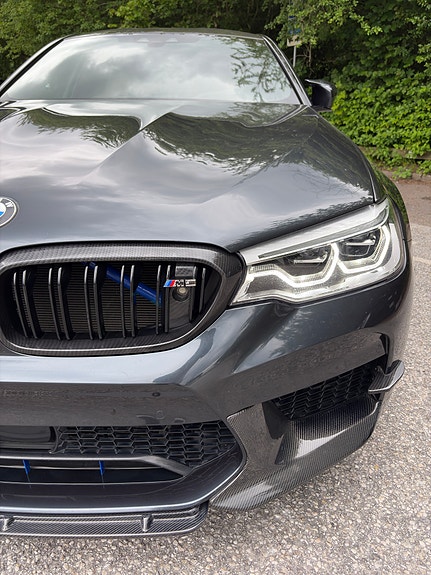 BMW M5 3 of 22