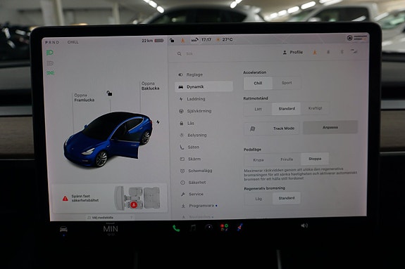 Tesla Model 3 16 of 22