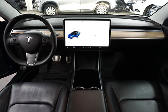 Tesla Model 3 13 of 22