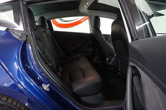 Tesla Model 3 10 of 22