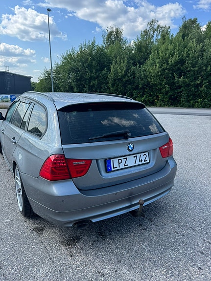 BMW 318d 5 of 20