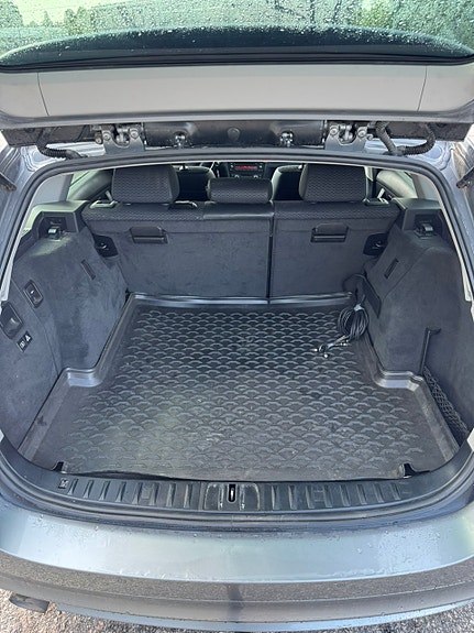BMW 318d 8 of 20