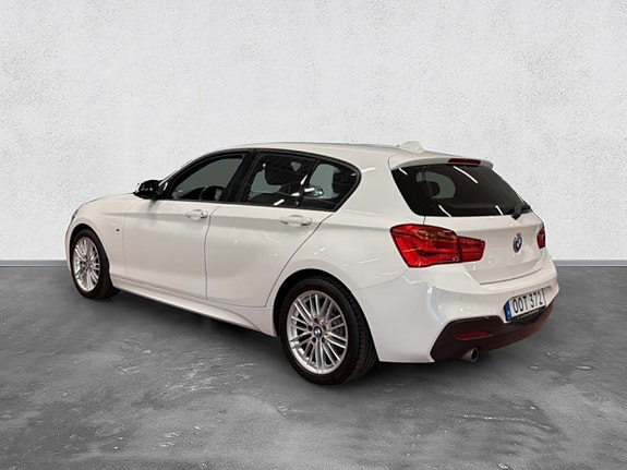 BMW 116d 3 of 19