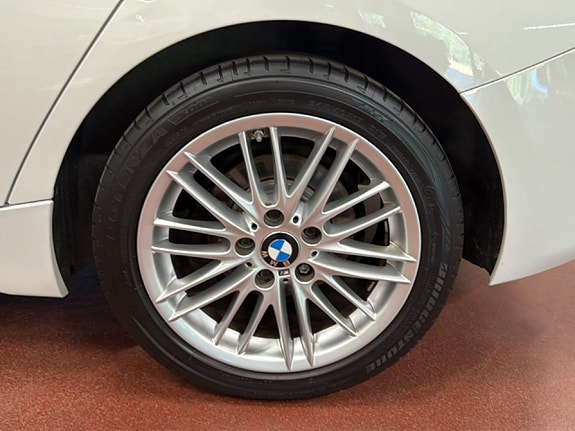 BMW 116d 17 of 19