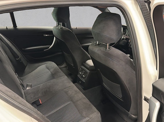 BMW 116d 13 of 19
