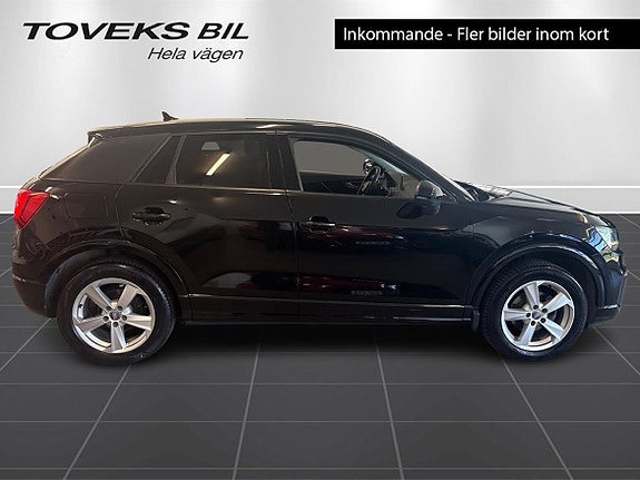 Audi Q2 2 of 20