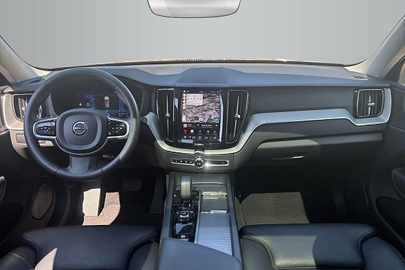 Volvo XC60 12 of 22