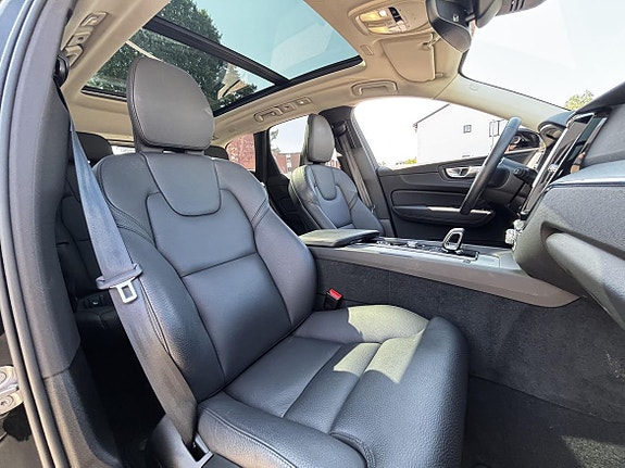 Volvo XC60 21 of 22