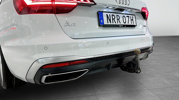 Audi A4 13 of 22