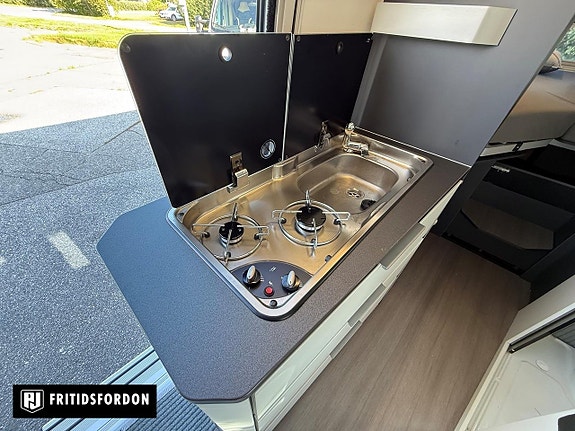 Adria Twin 640 SLB 10 of 17