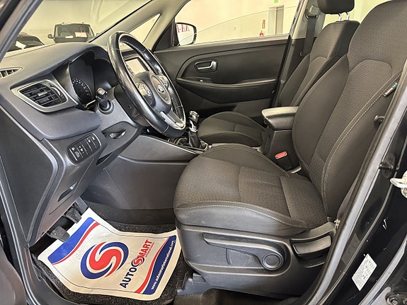 Kia Carens 8 of 10
