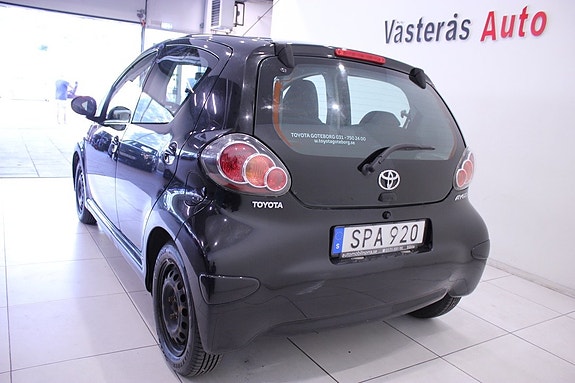 Toyota Aygo 6 of 24