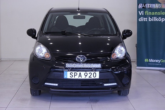 Toyota Aygo 3 of 24