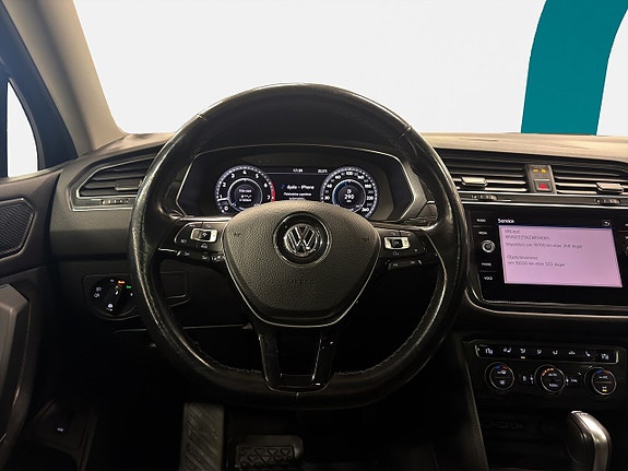 Volkswagen Tiguan Allspace 18 of 23