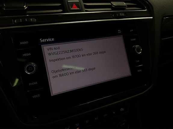 Volkswagen Tiguan Allspace 16 of 23