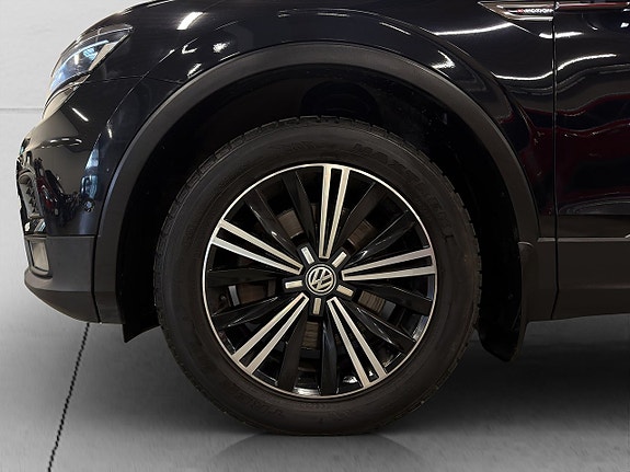 Volkswagen Tiguan Allspace 22 of 23
