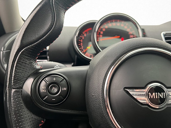 MINI Cooper S 20 of 30