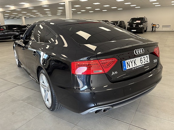 Audi A5 4 of 5