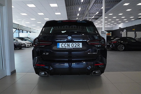 BMW X3 4 of 9