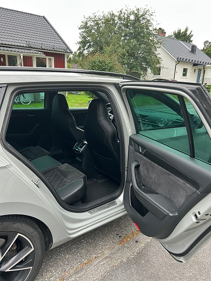 Skoda Superb 5 of 5